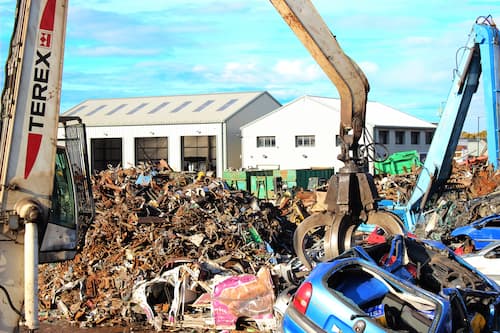 car scrap yard