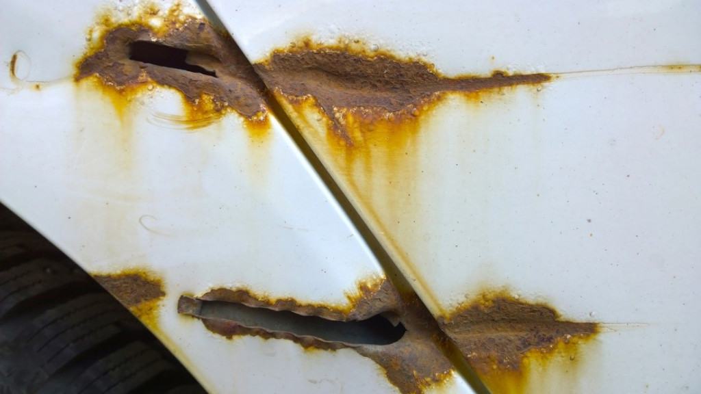 Rust on a white car